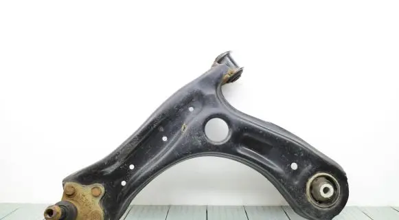 Seat Ibiza IV (6J,6P) Front lower control arm/wishbone 6R0407151F