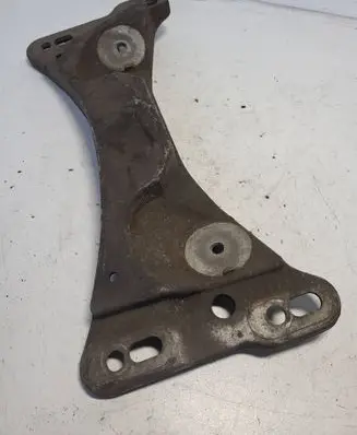 BMW 3 E46 Gearbox mounting bracket 6760531