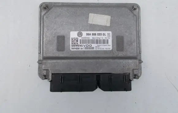 Volkswagen Golf V Engine control unit/module 06A906033GL