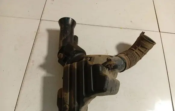 Honda Accord Intake resonator