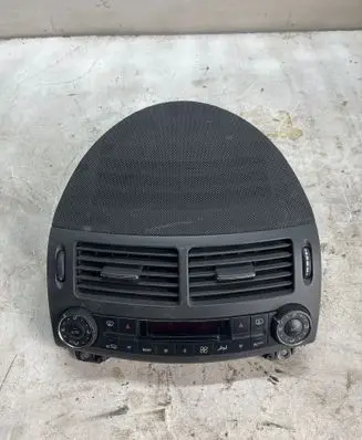 Mercedes-Benz E W211 Climate control unit 2118301285 00042904 A2036601650