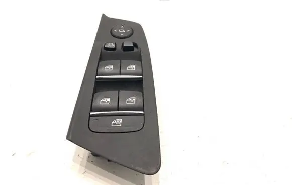 BMW 5 G30 G31 G38 Electric window control switch 6832729