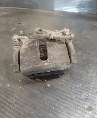 Volkswagen Tiguan Front brake caliper