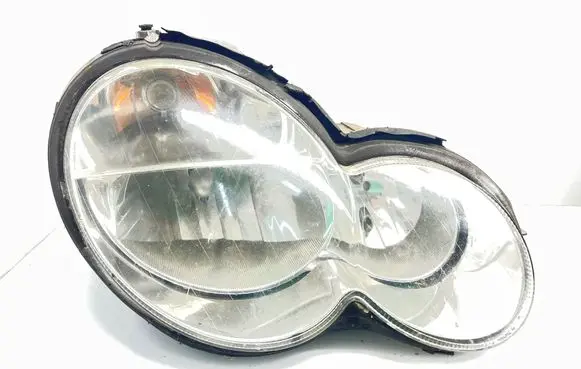 Mercedes-Benz C W203 Headlight/headlamp 15084600