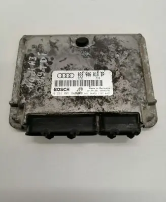 Audi A3 S3 8L Engine control unit/module 038906018BP 0281001848