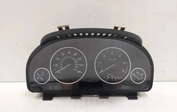BMW X3 F25 Speedometer (instrument cluster) 62109257327 006043051 17649411