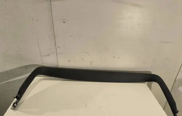 Volkswagen Golf V Tailgate/trunk upper cover trim 1K9867603