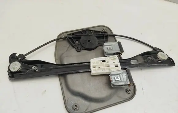 Skoda Roomster (5J) Front window lifting mechanism without motor 5J7837401T