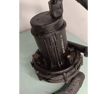 Audi A6 S6 C5 4B Secondary air pump 078906601d