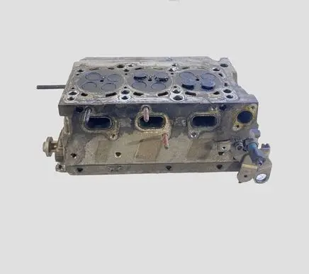 Volkswagen Polo V 6R Engine head 03P103373 373V200 03P103373V200