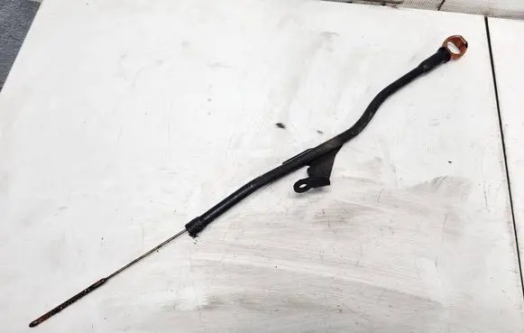Peugeot 407 Oil level dip stick 