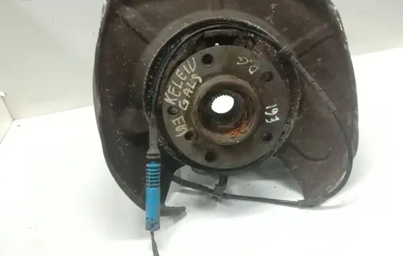 BMW 5 E60 E61 Rear wheel hub