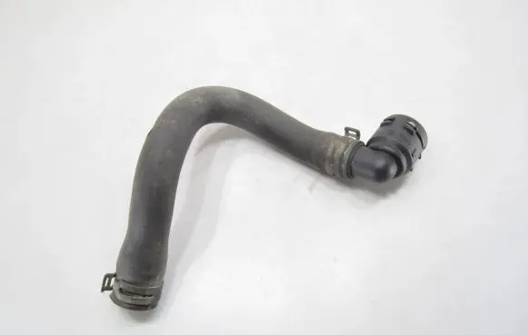 Volkswagen PASSAT B7 Engine coolant pipe/hose 3AA122073A PXR124585