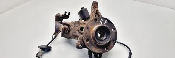 Citroen Xsara Picasso Front wheel hub spindle knuckle