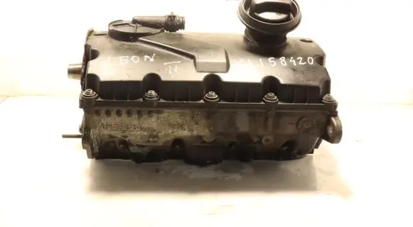 Seat Leon (1P) Engine head 