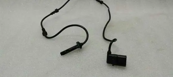 Mercedes-Benz C W205 ABS brake wheel speed sensor A2059058103