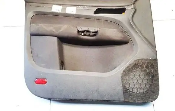 Volkswagen Touran I Front door card panel trim 1t1867011