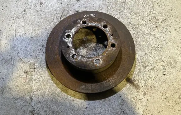 Toyota Hilux (AN10, AN20, AN30) Front brake disc