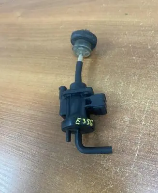 Mercedes-Benz C W203 EGR valve A0005450427 E356
