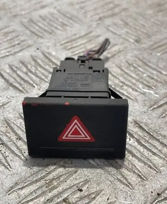 Volkswagen Touareg I Hazard light switch 7L6953235