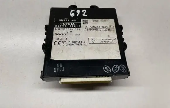 Toyota Auris 150 Door central lock control unit/module 8999002010