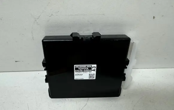 Toyota Land Cruiser (J150) Power management control unit 8969060050