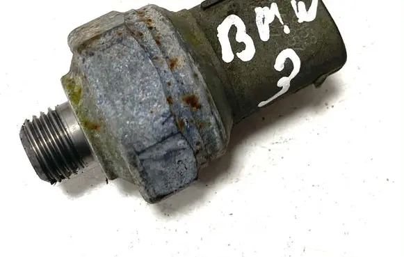 BMW 3 E90 E91 Air conditioning (A/C) pressure sensor 9141957 02T7MX2
