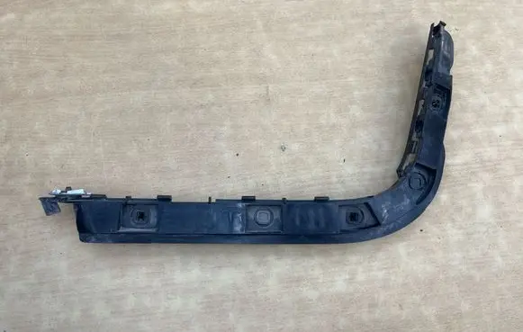 Tesla Model 3 Rear bumper mounting bracket 127525