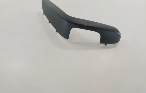 Audi A4 S4 B8 8K Rear door handle trim 8K0868823