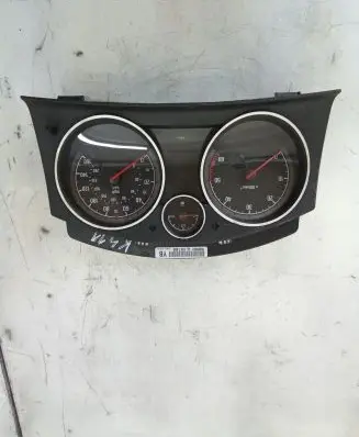 Opel Zafira B Speedometer (instrument cluster) 13309001