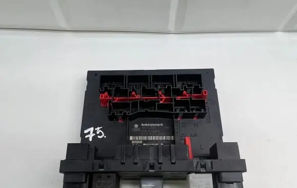 Volkswagen PASSAT B6 Comfort/convenience module 3C0937049AE F005V00631 H52S2002