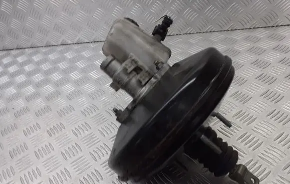 Peugeot 107 Brake booster 47200-0H010