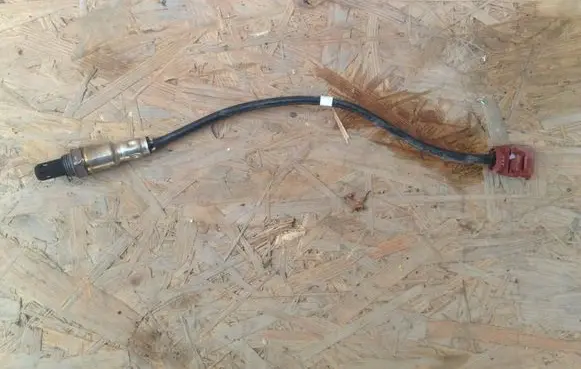 Volkswagen Polo V 6R Lambda probe sensor 04E906262AT