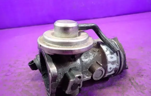 Volkswagen Sharan EGR valve 