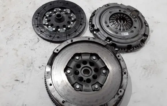 Renault Trafic III (X82) Clutch set kit
