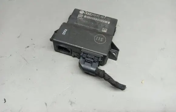 Audi A1 Gateway control module 8X0907468A 2840546806300