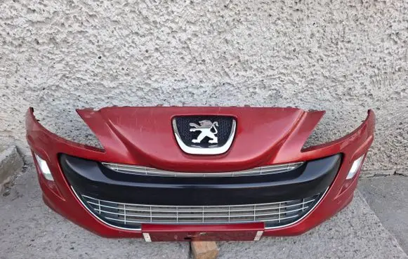 Peugeot 308 Front bumper 