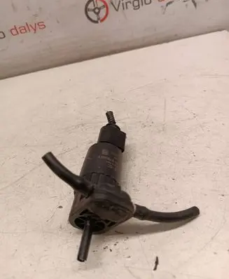 Windscreen/windshield washer pump