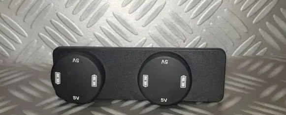 Jaguar F-Pace USB socket connector HK83-045B49-AB