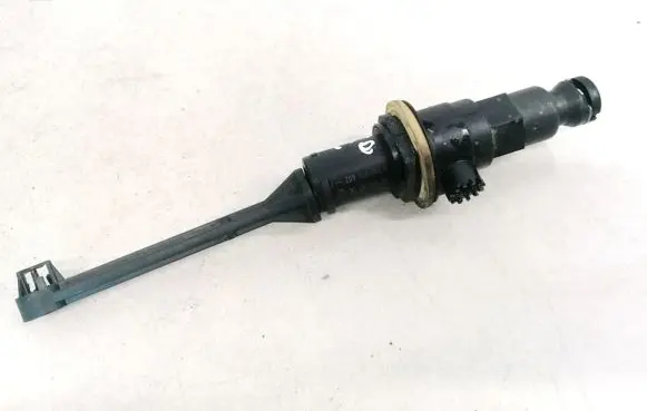 Renault Vel Satis Clutch master cylinder 8200019602