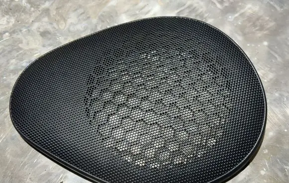 Side speaker trim/cover