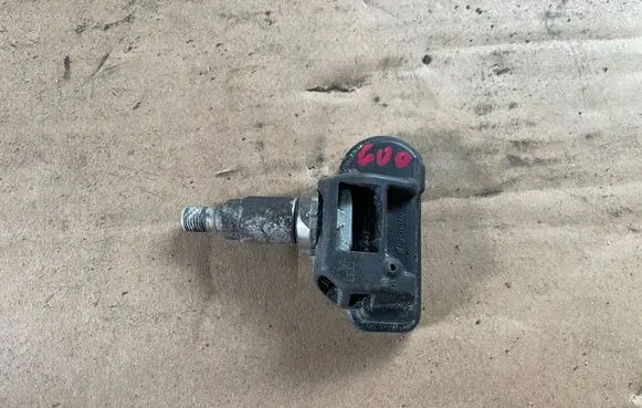 Mercedes-Benz C W205 Tire pressure sensor A0009050030