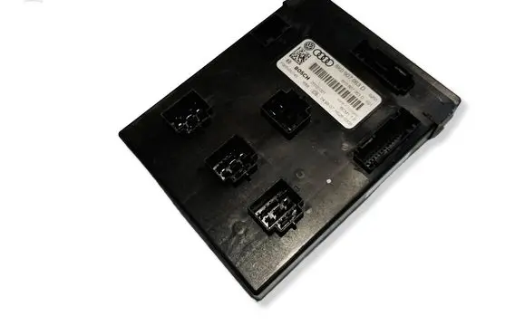 Audi Q7 4L Comfort/convenience module 8K0907063D