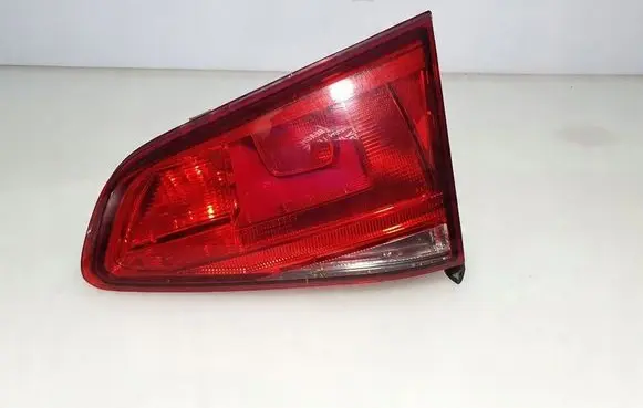 Volkswagen Golf VII Tailgate rear/tail lights 5G0945094R