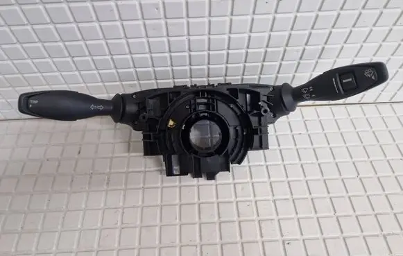 Ford Fiesta Wiper turn signal indicator stalk/switch 8A6T13N064BH 0142651700 01031153166602