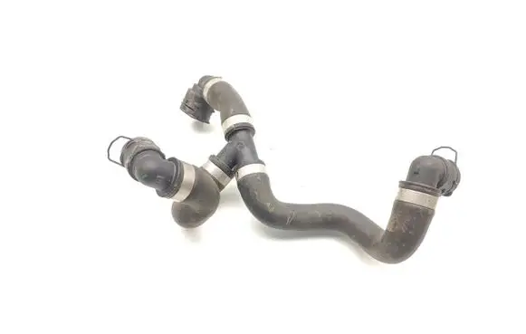 Mercedes-Benz E AMG W212 Engine coolant pipe/hose A2055013984