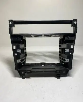 BMW 5 E60 E61 Radio/GPS head unit trim 7034118