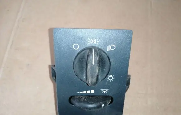 Opel Sintra Light switch 10246287