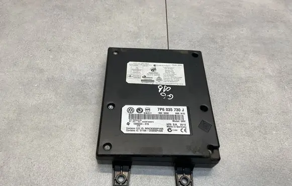 Volkswagen Golf VI Bluetooth control unit module 7P6035730J
