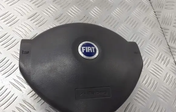 Fiat Panda II Steering wheel airbag 735361991